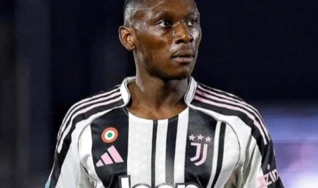 罗马诺：尤文周二早晨再次接触穆阿尼经纪人，谈判仍在进行